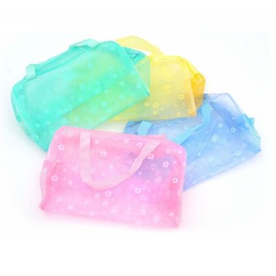 Качество  OEM Foldable PVC Cosmetic And Toiletry Bags Portable Makeup Bag With Zipper фабрика